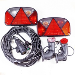 Lichtset: ASPÖCK Rückleuchten + ASPÖCK Seitenmarkierungsleuchten + MANTES 7m 13-PIN Kabelbaum