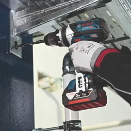Bosch GSR 18V-110 C inkl. 2 x 5,5 Ah + Ladegerät