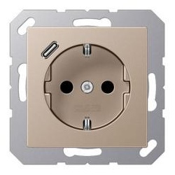 Jung  SCHUKO-Steckdose mit USB-Ladegerät Typ C (champagner)