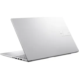 Asus Vivobook 17 Intel Core 7 150U 8 GB RAM 1 TB SSD Win11 Pro Cool Silver