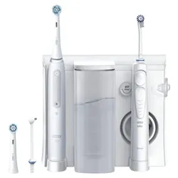 Oral-B Center OxyJet Reinigungssystem - Munddusche + Oral-B iO4