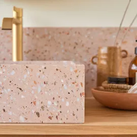 Tikamoon Waschbecken Made aus Premium-Terrazzo Pink