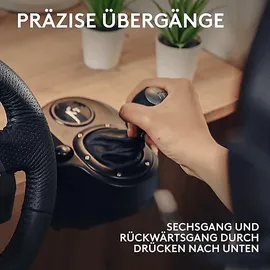 Logitech G923 Lenkrad mit Pedalen + Schalthebel PC / PS5 / PS4
