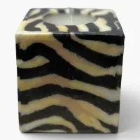 Würfelkerze Zebra - Swazi Candles