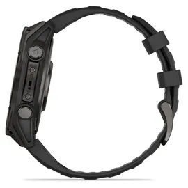 Garmin fenix 8 AMOLED 47 mm sapphire, schwarz / carbongrau DLC Titan mit QuickFit Silikon-Armband 22 mm
