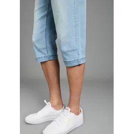 Bruno Banani Jeansbermudas BRUNO BANANI "Hutch-Bermuda", Herren, Gr. 40, Länge 32, blau (light blau), Denim/Jeans, Obermaterial: 98% Baumwolle, 2% Elasthan, unifarben, straight fit kniebedeckend, Jeans, Straight-Fit, normale Leibhöhe, aus elastischem Denim-Material