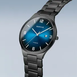 BERING Titanchronograph blau Schwarz 40,0 mm 15240-727