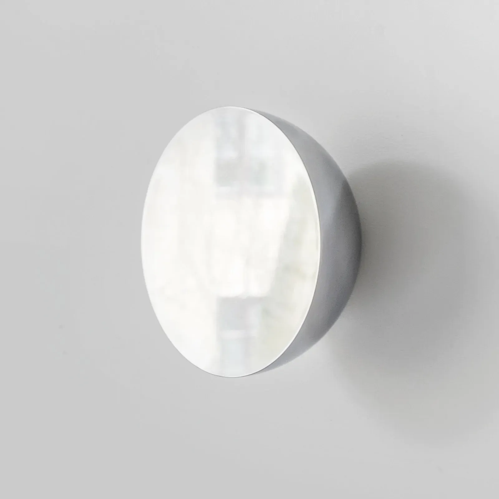 Spiegel New Works, Aura, Metallisch, Edelstahl, Design