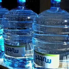 MUTTO Premium Quellwasser 19Liter , für Wasserspender oder Handpumpe frisch abgefüllt.
