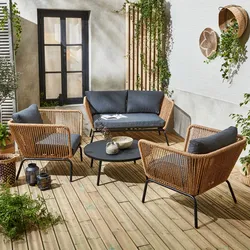 Niedrige Gartenmöbel, geflochtenes Harz in Rattanoptik, anthrazitfarbene Kissen, 4 Sitzplätze