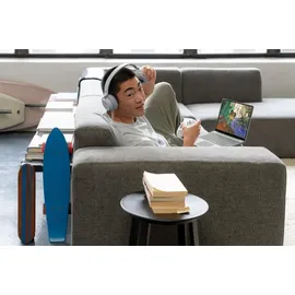 Microsoft Surface Laptop Go 2 12,4" Intel Core i5-1135G7 16 GB RAM 256 GB SSD Intel Iris Xe Graphics Windows 11 Pro Silber