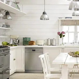 Smeg TSF01CREU Creme / Hochglanz