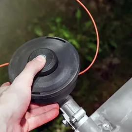Wiltec 2in1 Benzin Rasentrimmer 1,76PS 1,3kW, Rasenschneider mit Motorsense und Freischneider, Rasenkantenschneider mit 225 mm Schnittlänge