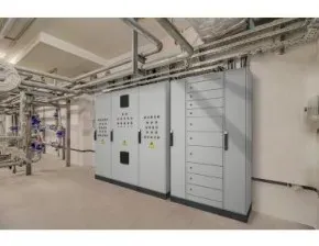 Schneider Electric NSYTDSSFN2D Türstopper, PanelSeT SFN, für elektrische Gehäuse mit Doppeltür, 2er-Set