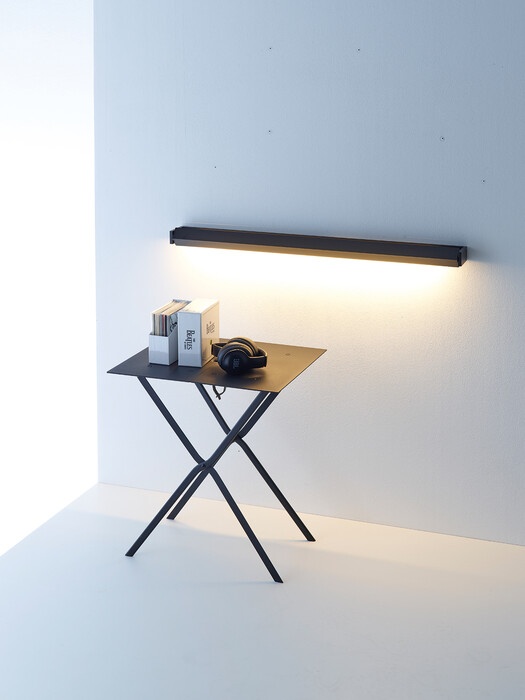 Gera-Leuchten LED-Wandleuchte GL 6 mehrfarbig, Designer Thomas Ritt, 4x120x8 cm