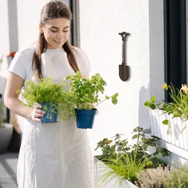 Relaxdays Außenthermometer analog, Gusseisen, Garten Thermometer Wand, antikes Spaten-Design, H x B: 30 x 9 cm, braun