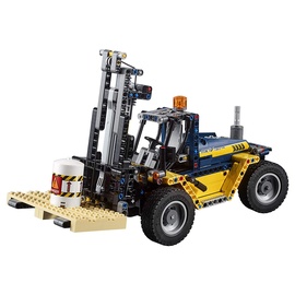 LEGO Technic Schwerlast-Gabelstapler 42079