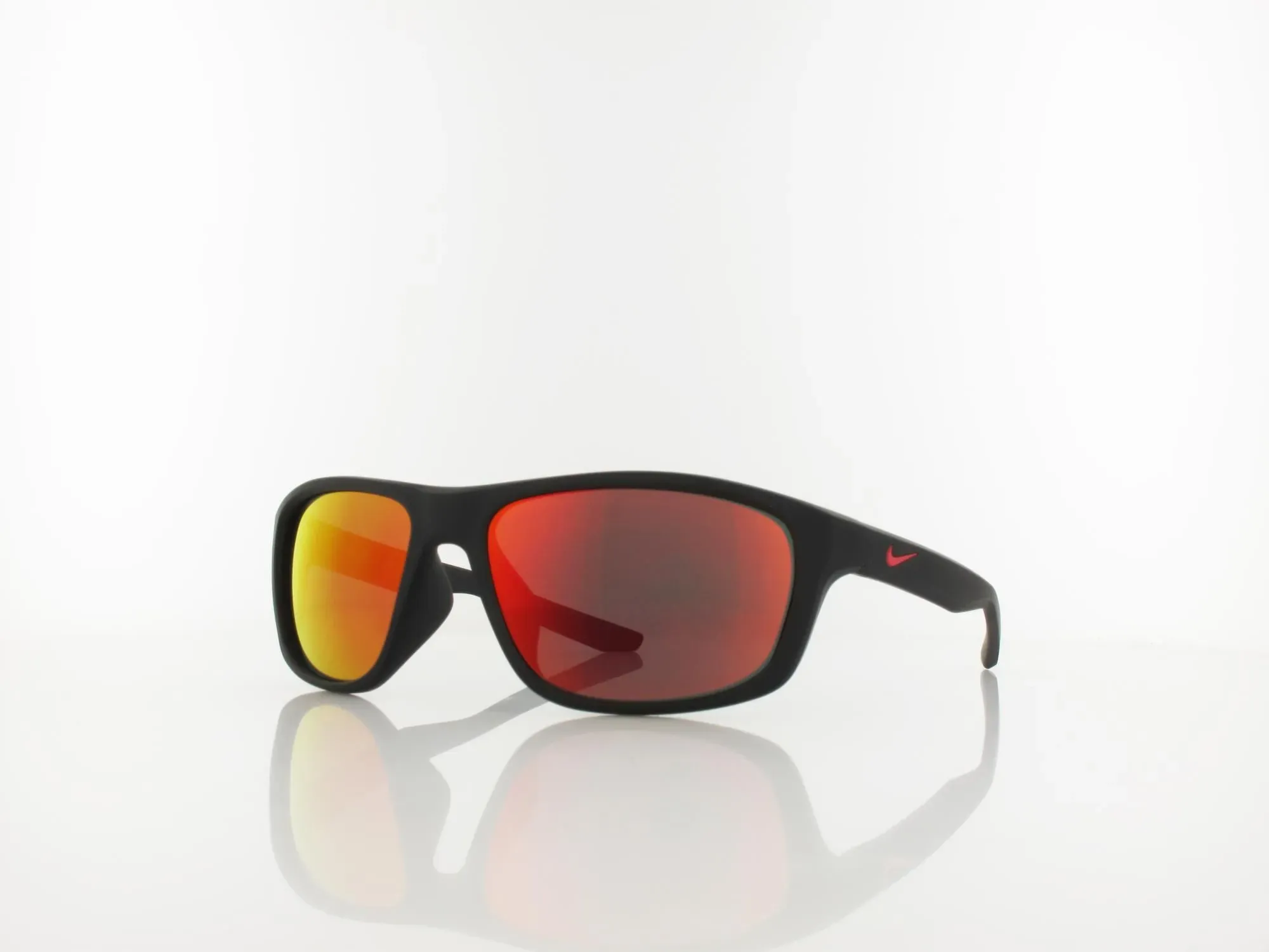 Nike LYNK M N IU4636X 010 57 matte black / red mirror