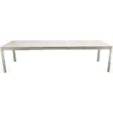 Fermob RIBAMBELLE Tisch mit 3 Einlegeplatten aus Aluminium 149/299x100 cm Lehmgrau