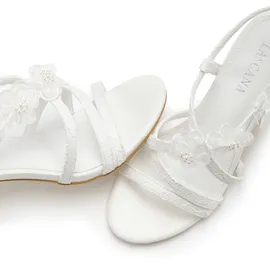LASCANA Riemchenschuh mit Absatz, High-Heel-Sandalette romantische Sandalette, Sommerschuh weiß 38