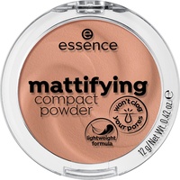 Essence Mattifying Compact Powder 02 soft beige