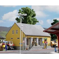 BUSCH Landwarenhaus 1381 H0