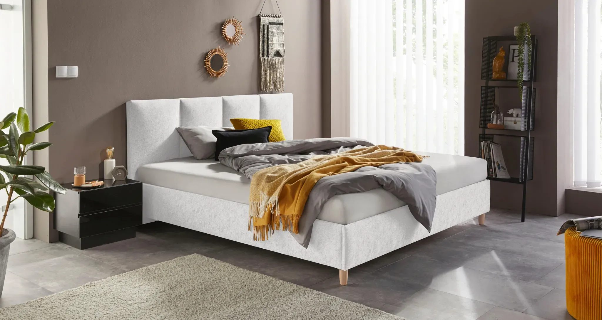 Polsterbett, beige (creme), Liegefläche Länge B: 200cm x 180cm, Strukturstoff, 7-Zonen-Kaltschaummatratze H2, WESTFALIA SCHLAFKOMFORT, Betten, Polsterbett