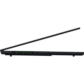 Razer Blade 16" WQXGA OLED Intel Core Ultra 9 386H 32 GB RAM 1 TB SSD RTX 5080 Win11 Home