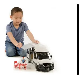 Bruder 02672 - Sprinter Camper mit Fahrer weiß 1:16