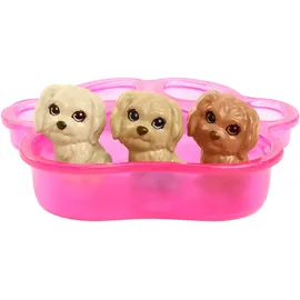 Barbie blond mit Hund und Welpen