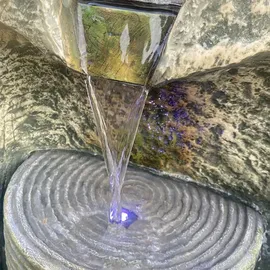 k√ñhko Gartenbrunnen Steinquell Aura