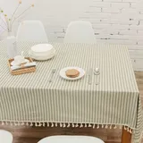 Beydodo Tischtuch Grün 140x220CM, Tischdecken Outdoor Eckig Vertikale Streifen mit Quasten Tischdecke Abwaschbar für Draußen
