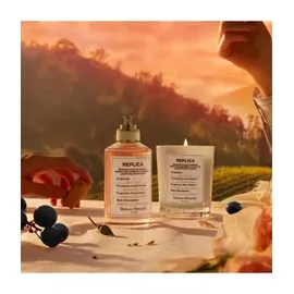 Maison Margiela Replica On A Date Duftkerze 165 g weiß