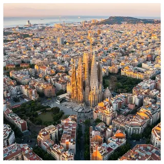 Jochen Schweizer Erlebnisgutschein Städtetrip Barcelona mit Sagrada Familia für 2 (2 Nächte), Barcelona Kurztrip Sagrada Familia erleben
