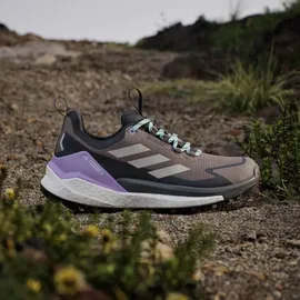 adidas Terrex Free Hiker 2.0 Low Goretex Wanderschuhe - Trace Brown / Wonder Alumina / Carbon - EU 38 2/3