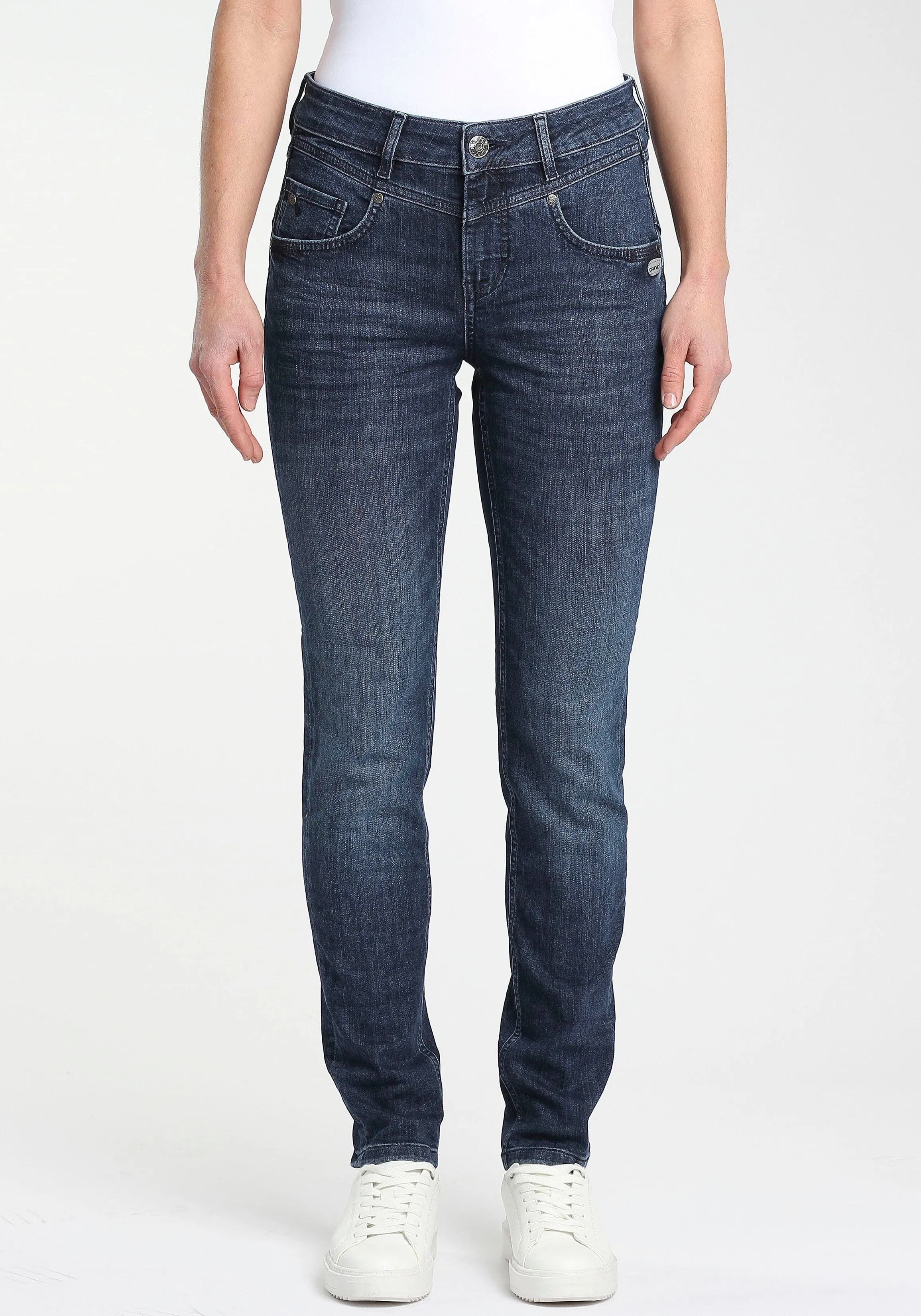Skinny-fit-Jeans GANG "94MARISSA" Gr. 26 (34), N-Gr, blau (dark, wash) Damen Jeans Röhrenjeans mit modischer V-Passe vorn & hinten