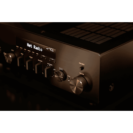 Yamaha R-N600A Stereo Netzwerk Receiver Schwarz)