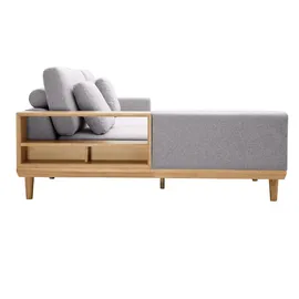 miliboo Ecksofa 5-Sitzer mit Stauraum hellgrauer Stoff mit strukturiertem Samteffekt und helles Holz KOMAO.