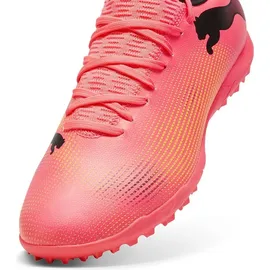 Puma Future 7 Play TT sunset glow/puma black/sun stream 45