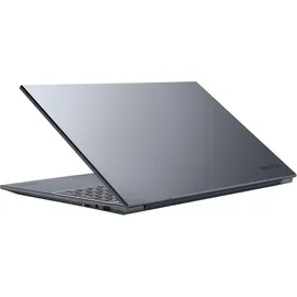 Medion Akoya E16433,