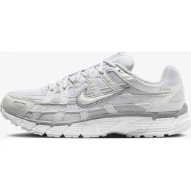 Nike P-6000 Damen Metallic Summit White/Pure Platinum/Wolf Grey/White 38,5