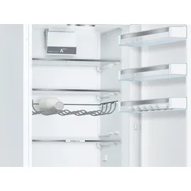 Bosch Serie 6 KGE39AWCA Kühl-Gefrierkombination (343 l, 2010 mm hoch, Weiß)