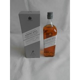 Johnnie Walker BLENDERS' Batch Bourbon Cask & Rye Finish 40% Vol. 1l