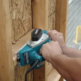 Makita KP0800 82 mm Falzhobel