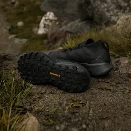 adidas Terrex Agravic GTX Damen Core Black / Core Black / Grey Six 38,5