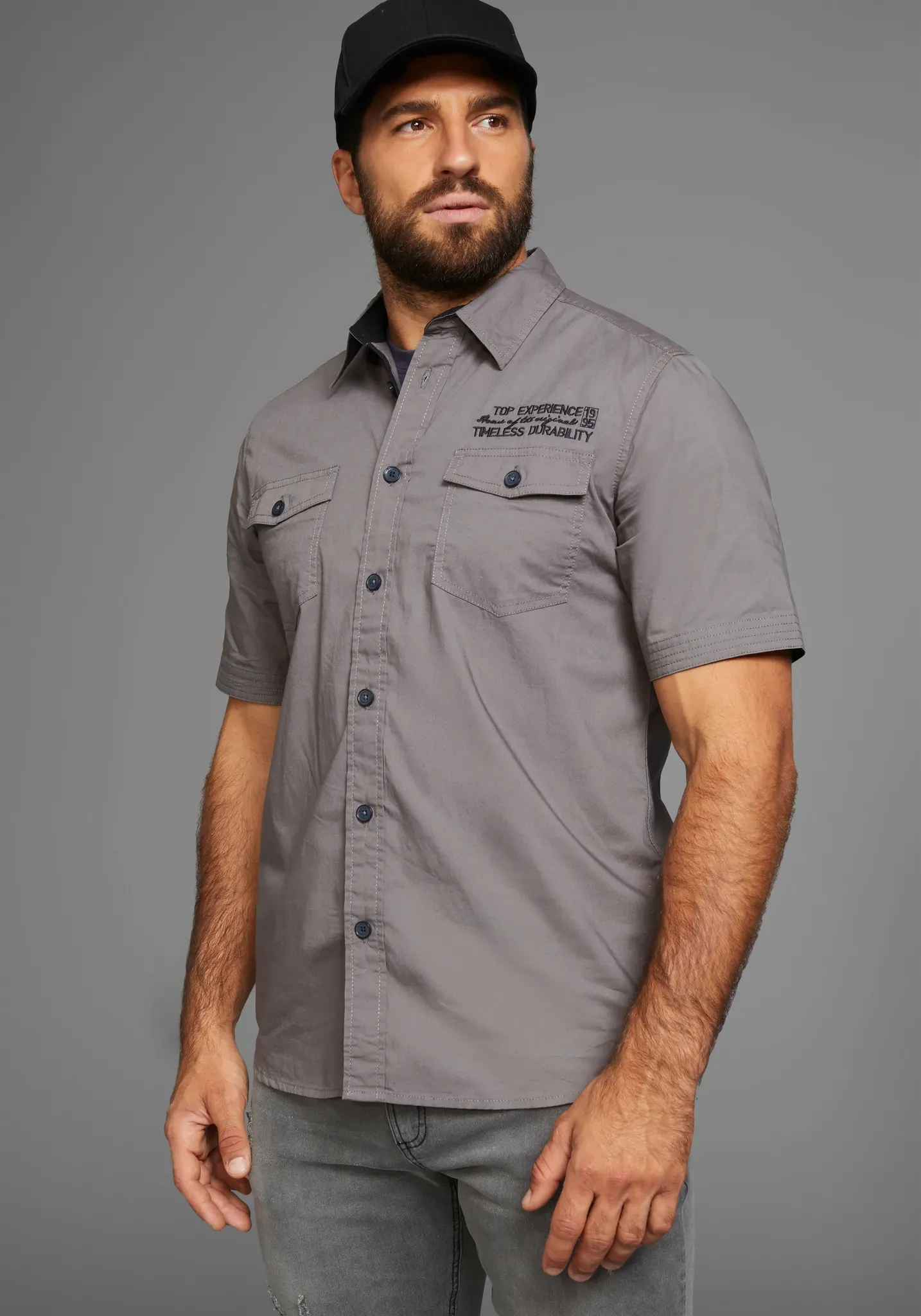 Kurzarmhemd MAN'S WORLD, Herren, Gr. 5XL (51/52), N-Gr, grau, Obermaterial: 100% Baumwolle, bestickt, comfort fit, Hemden, mit kontrastfarbener Stickerei, Topseller