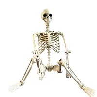 Nudorpn Lebensgroßes realistisches Halloween Skelett mit beweglichen Gelenken, wetterfeste gruselige Garten-Deko und Fotomotive, für draußen, Horrorhaus, Vorgarten, Terrasse