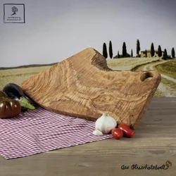 Brotzeitbrett aus Olivenholz im Naturschnitt mit Loch 60 cm