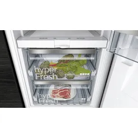 Siemens iQ700 KI51FADE0 Einbaukühlschrank (220 l, 1387 mm hoch)