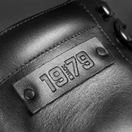 STYLMARTIN Jack Schwarz 44